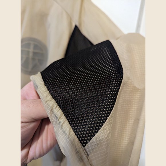 ASTRID ANDERSEN - Sheer overlay logo sport sweater - Sz L - Picture 6 of 13